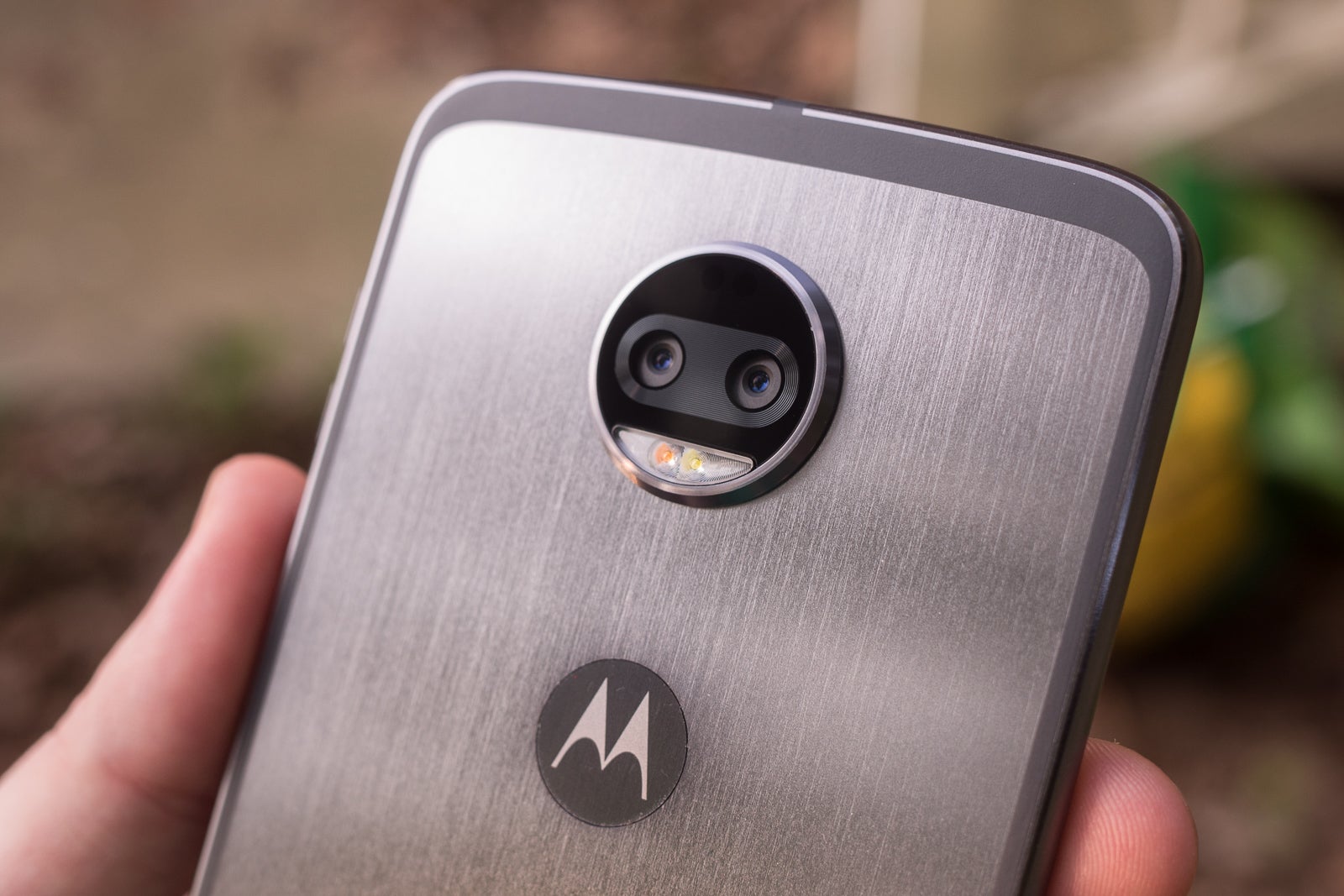 Qualcomm praises Moto Z2 Force and X4, explains their &quot;Landmark Detection&quot; camera feature