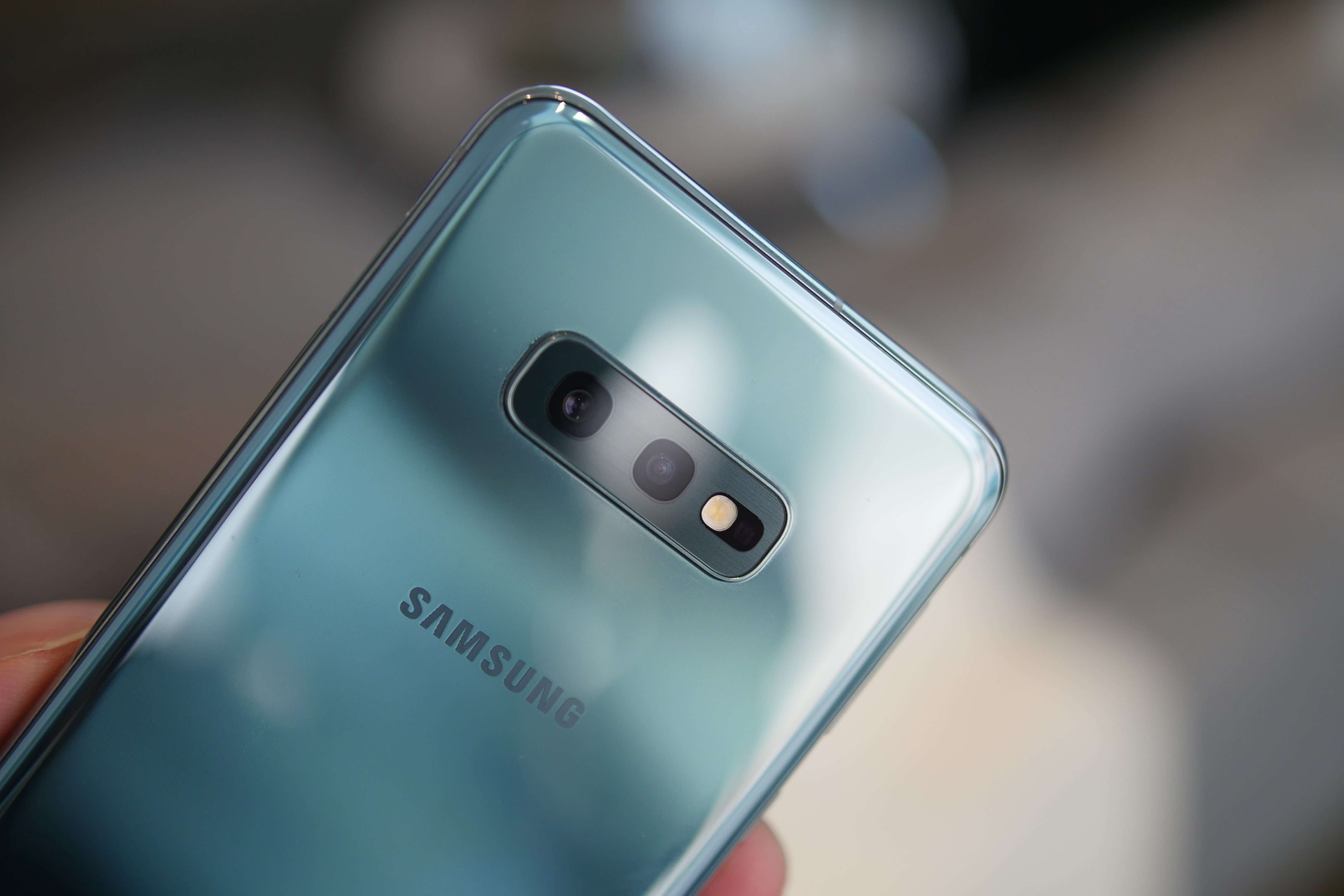 The new Samsung Galaxy S10, S10+, S10e, S10 5G smartphones are official, here&#039;s everything you need to know!