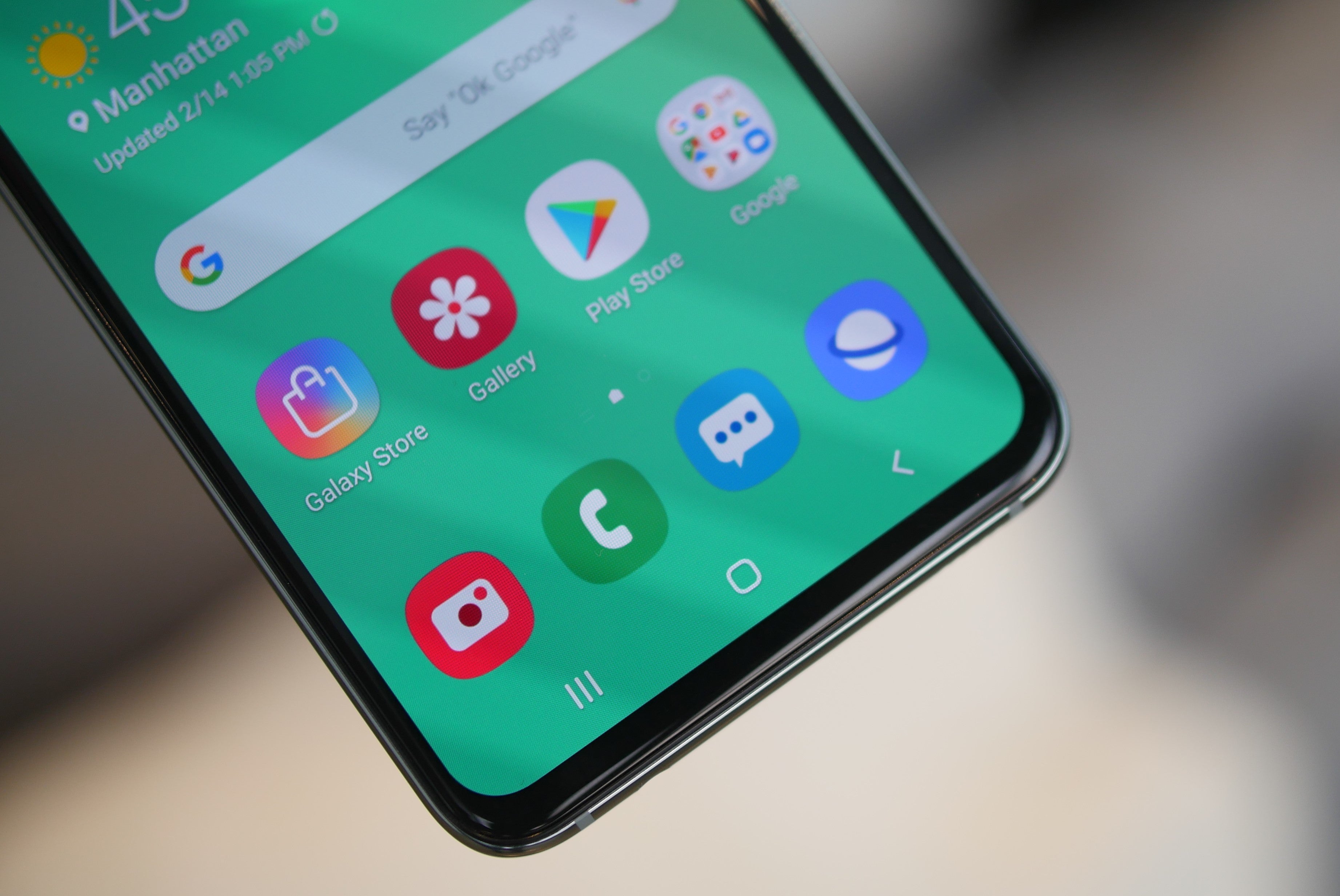 Don&#039;t worry, Samsung changed more than the icons! - The new Samsung Galaxy S10, S10+, S10e, S10 5G smartphones are official, here&#039;s everything you need to know!