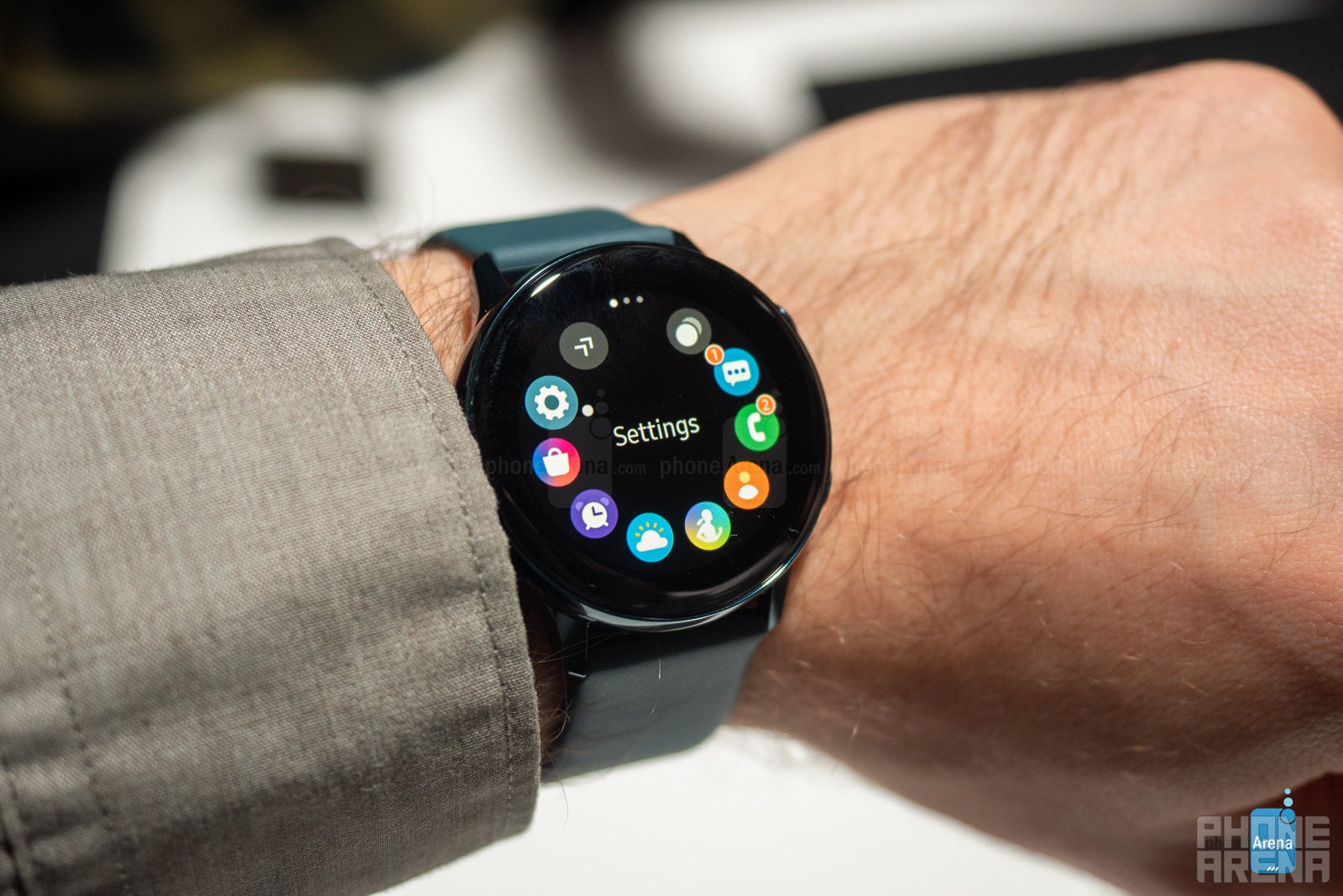 Samsung Galaxy Watch Active hands-on: compact, stylish, functional, and affordable