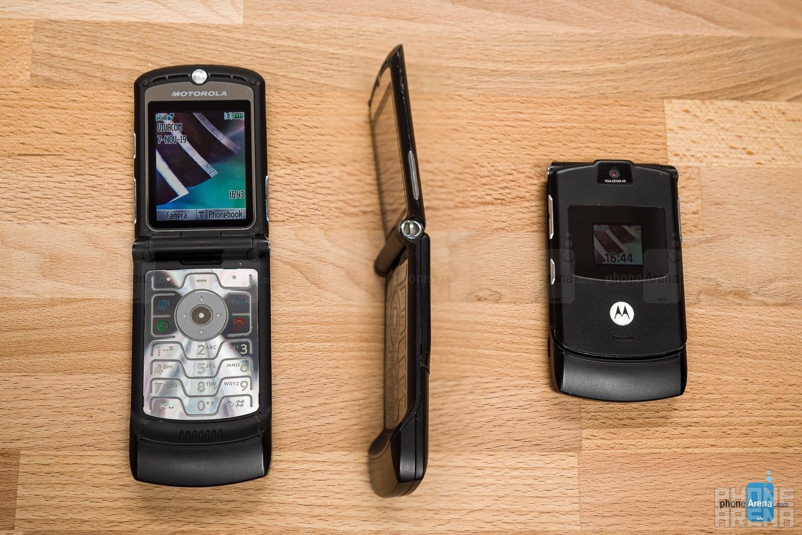 Here&#039;s why the Motorola RAZR V3 was once the coolest phone in the world