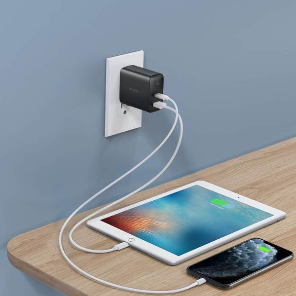 Best iPhone fast chargers in 2021