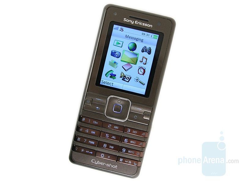 A walk down memory lane: Our favorite phones from the past