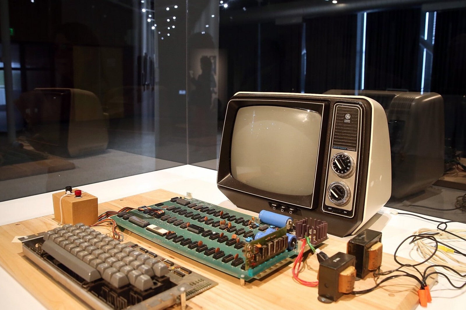 The first Apple computer, product of Wozniak&#039;s ingenuity and the offerings of open-source technology - Apple co-founder Steve Wozniak releases video in support of right-to-repair