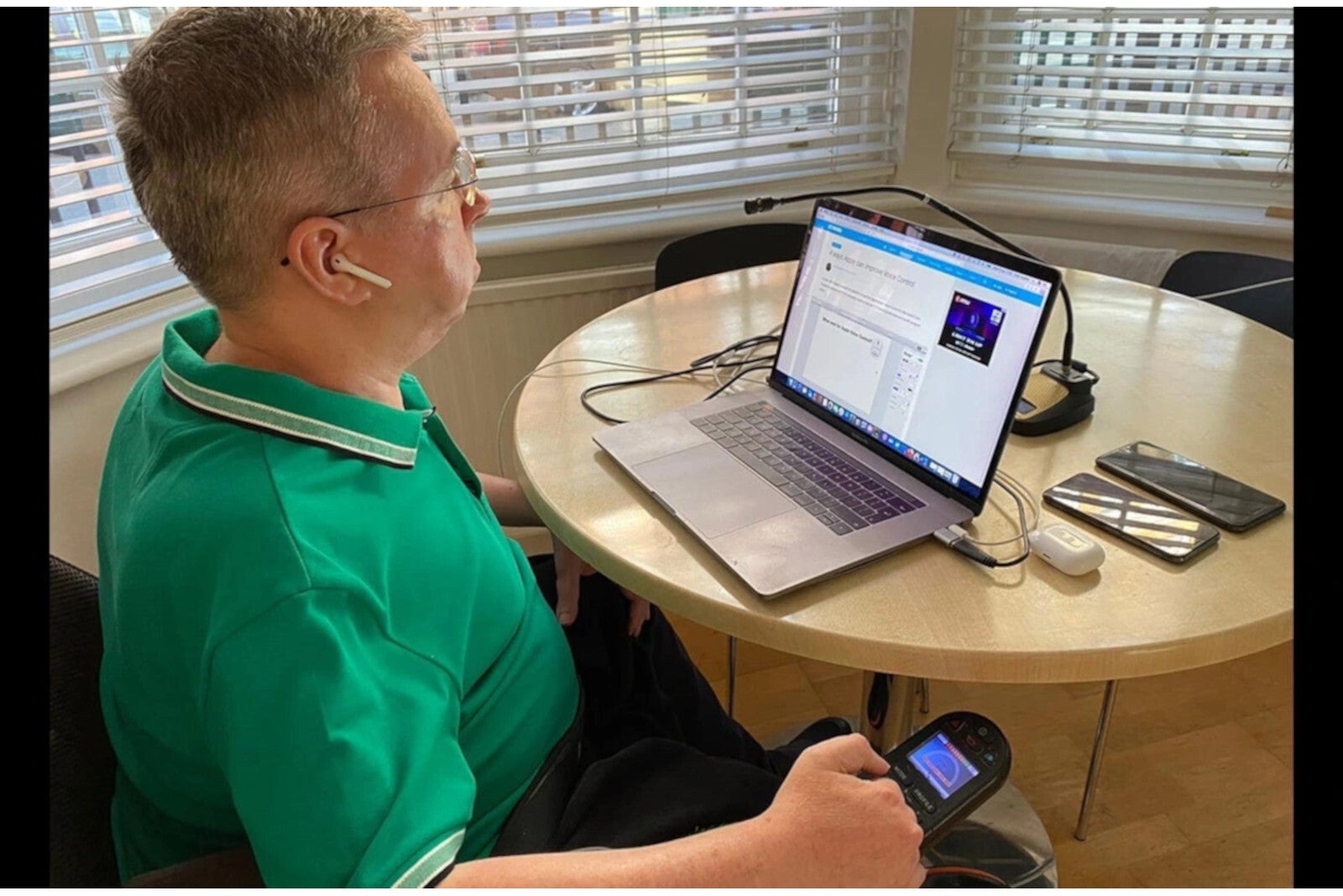 Here&#039;s what a quadriplegic thinks of Apple accessibility in iOS 15
