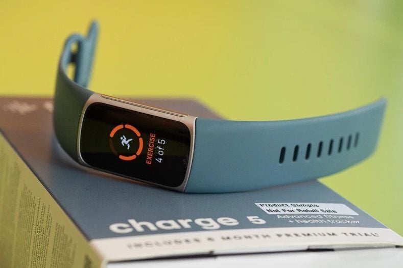 Fitbit Charge 5 - 2023&#039;s Top Fitness Trackers and Watches: Find Your Perfect Fit!