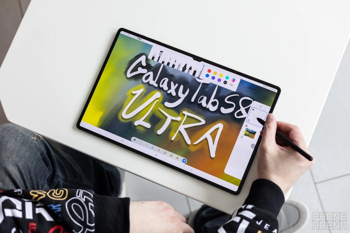 The Galaxy Tab S8 Ultra already comes with a state-of-the-art AMOLED screen... and a not-so-bad price point. - Apple&#039;s 2024 OLED iPad Pros could start at some absolutely ludicrous prices