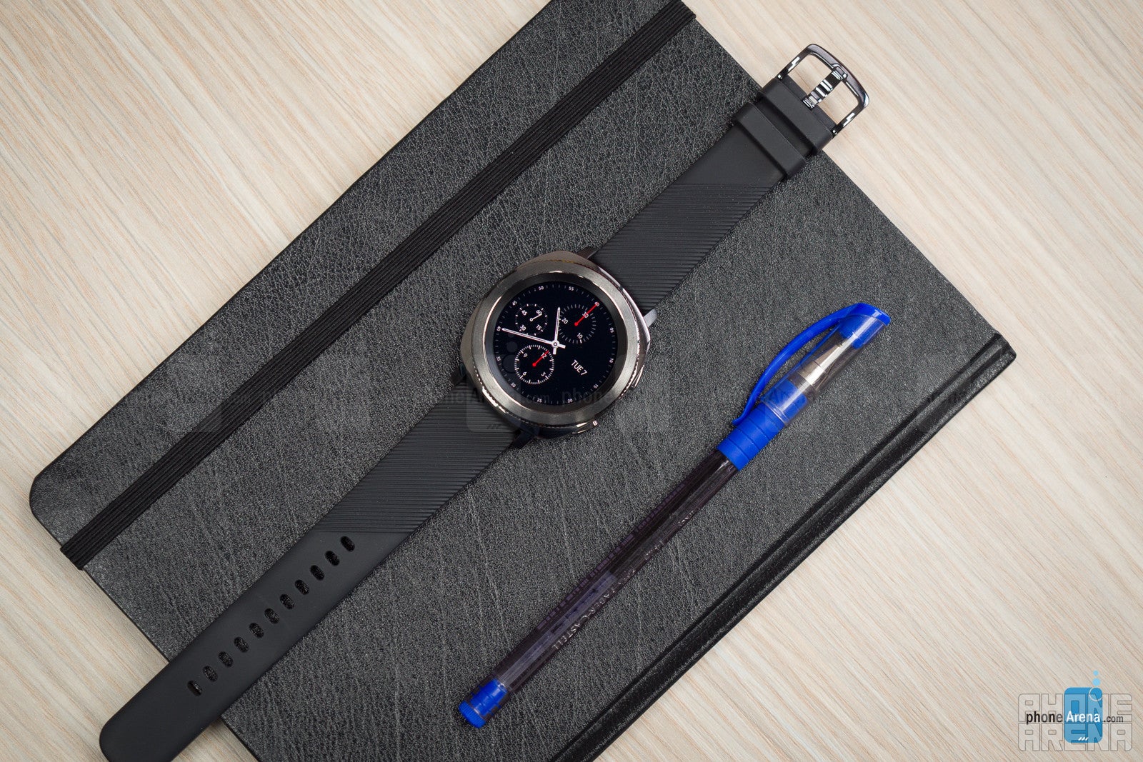 Samsung Gear Sport smartwatch Review