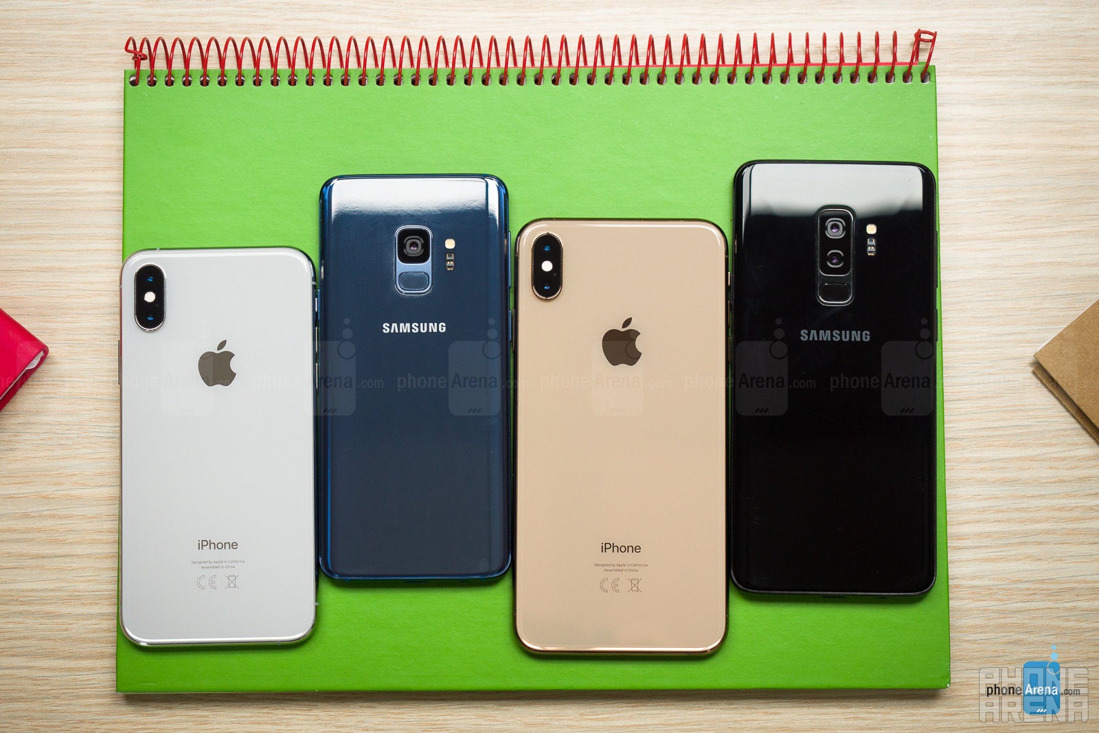 Apple iPhone XS / Max vs Samsung Galaxy S9 / S9+