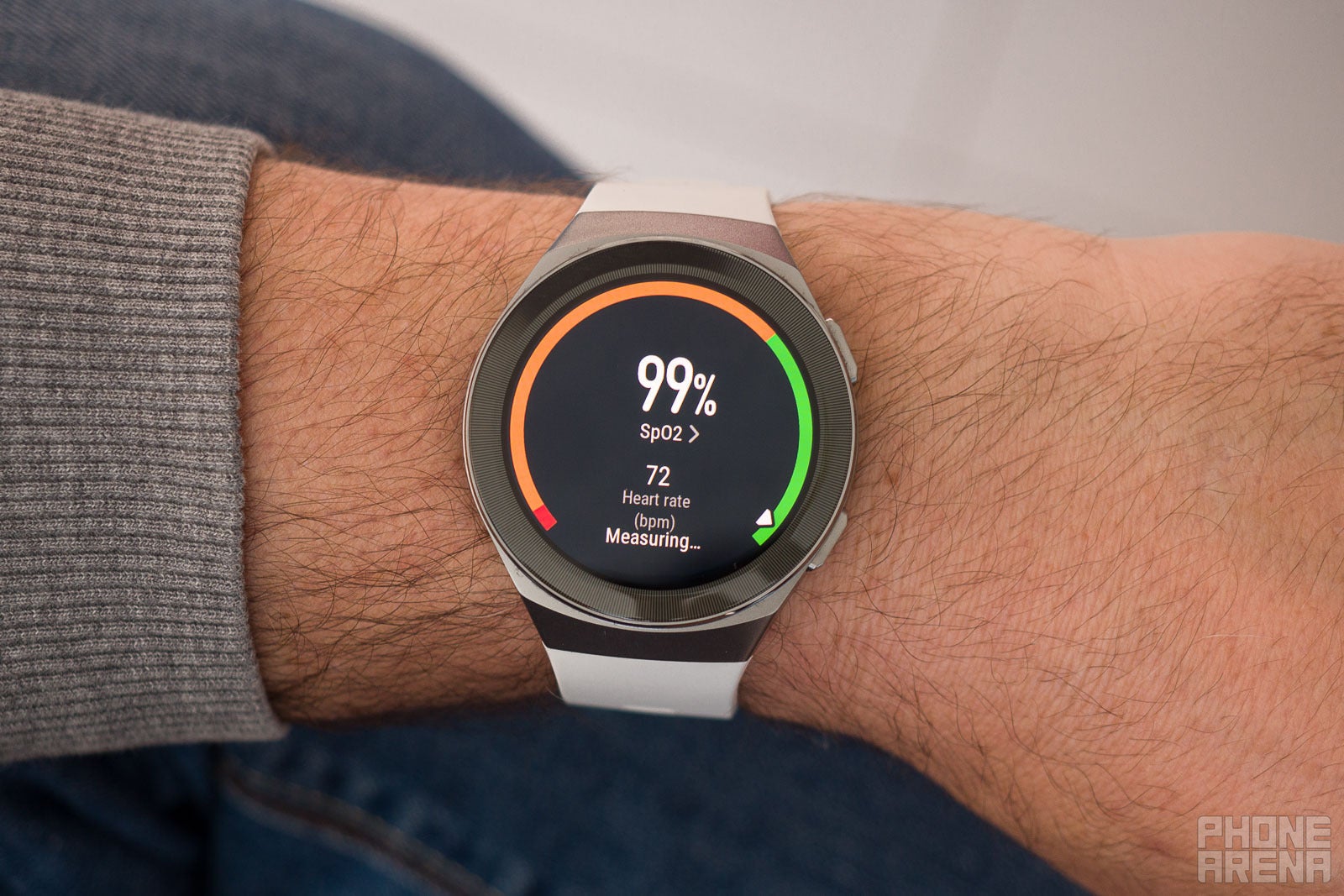 The Huawei Watch GT 2e pulse oximeter in action - Huawei Watch GT 2e review