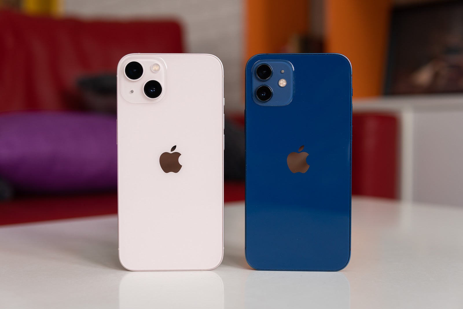 Yes, that&#039;s a pink iPhone 13 on the left - iPhone 13 vs iPhone 12: small improvements go a long way