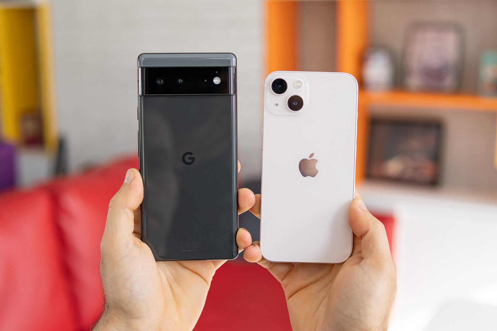 Google Pixel 6 vs Apple iPhone 13