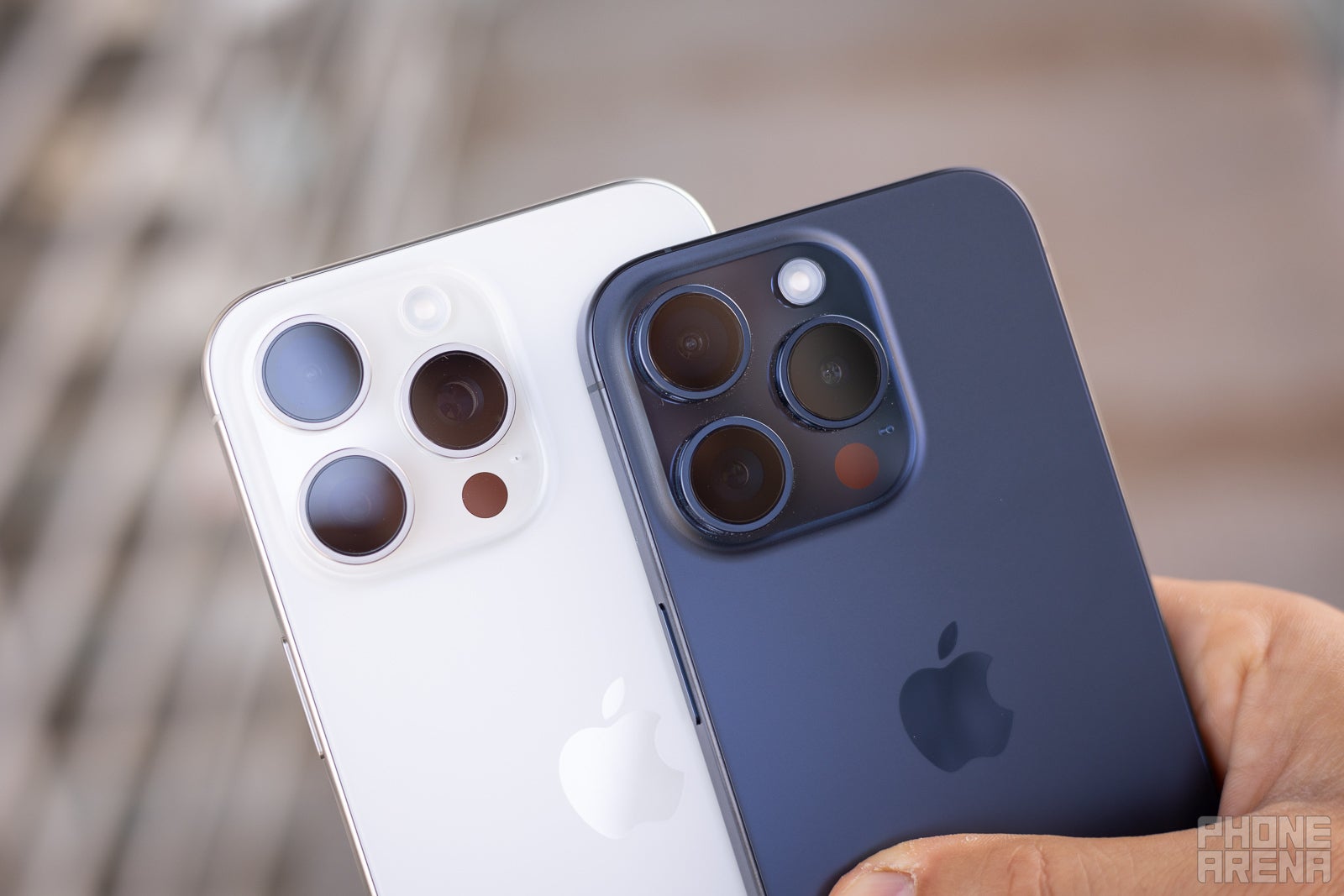 iPhone 15 Pro Max vs iPhone 15 Pro: Differences Explained!