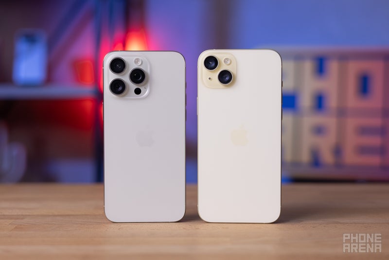 iPhone 15 Pro Max vs iPhone 15 Plus: Battle of the heavyweights