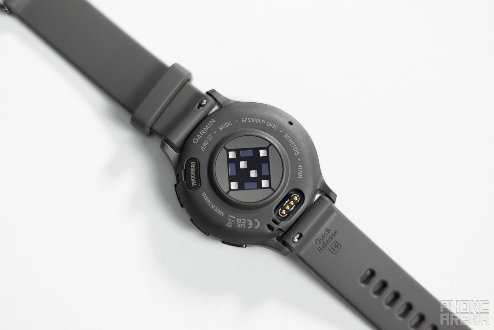 Garmin Venu 3 Review: Finally, a smartwatch with one-week battery life!