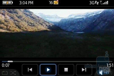 Video player - BlackBerry Bold Review