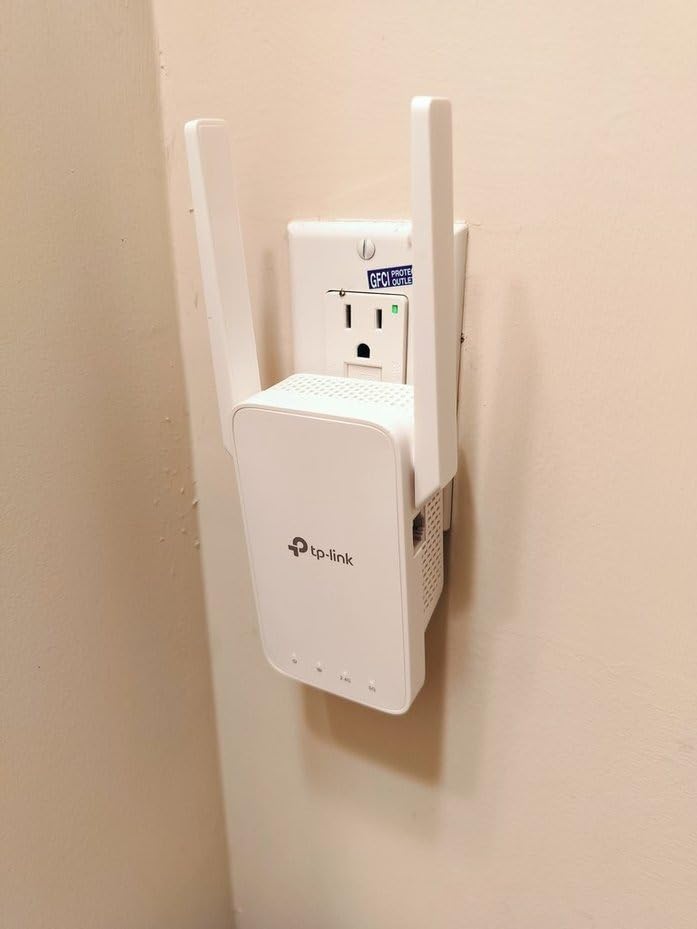 Enhanced Connectivity Made Simple: TP-Link AC1200 WiFi Extender Review