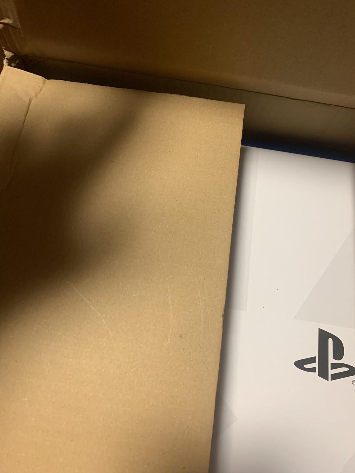 PS5より小さい段ボールで