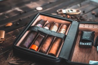 Personalized Cigar Set, Gift For Men, Husband Cigar Case, Engraved Gift, Christmas Cigar Gift, Luxury Cigar Travel Case, Groomsmen Gift Case