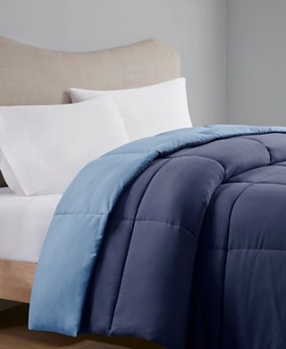 Lightweight Reversible Down Alternative Microfiber Comforter