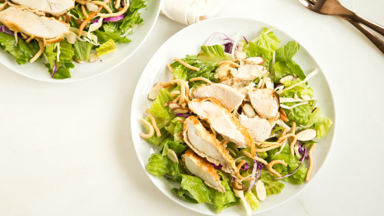 Asian chicken salad recipe inspired by Applebee's Oriental Chicken Salad