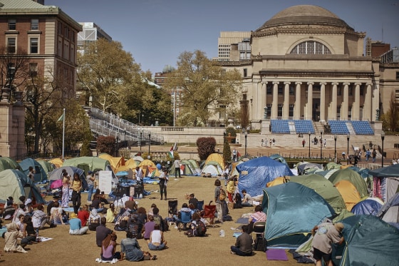 3 Columbia University administrators put on leave over alleged text exchange at antisemitism panel.