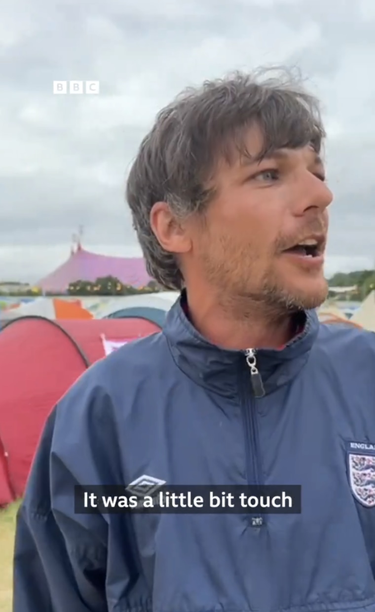 Louis Tomlinson embracing his gray hair at Glastonbury on June 30, 2024.