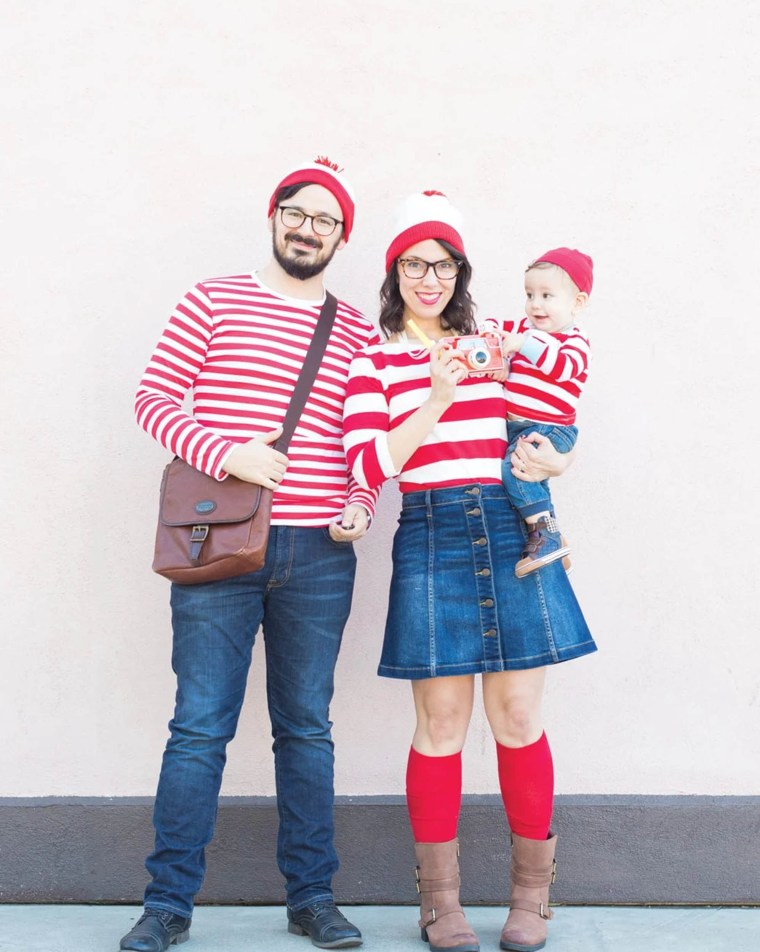 Where's Waldo family halloween costume