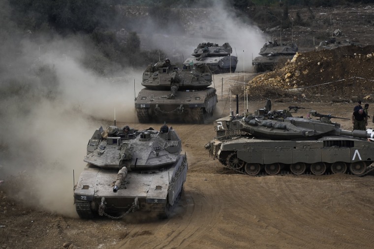 Israeli Tanks on Lebanon Border