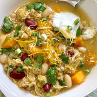 Joy Bauer's Slow-Cooker Salsa Verde Chicken Chili