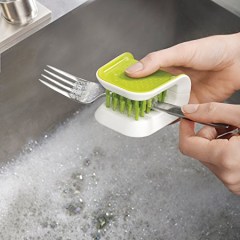 Joseph Joseph BladeBrush Knife and Cutlery Cleaner