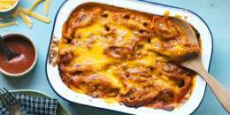 Baked Cheeseburger Stuffed Pasta Shells