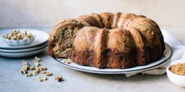 Spiced Apple Coffee Cake