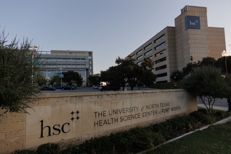 Sign for University of North Texas Health Science Center at Fort Worth