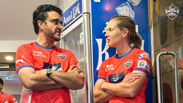 Delhi Capitals' Director of Cricket Sourav Ganguly discussing with captain Meg Lanning before the first match against Mumbai Indians in WPL 2024. - Photo Courtesy: X/ @DelhiCapitals
