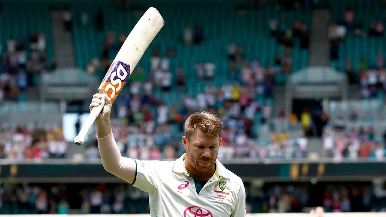 David Warner retired from Test and ODI cricket in January 2024. - Photo: X/ @mipaltan