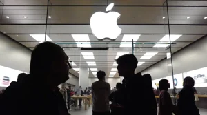 AP : US Sues Apple In Antitrust Lawsuit