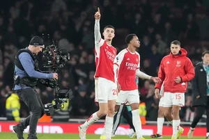 Photo: AP/Frank Augstein : EPL: Arsenal vs Brentford