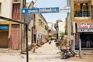Photo: Divya Tiwari : Silently Suffering: A housing society in Juhapura, Ahmedabad