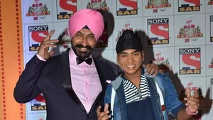 X : Gurucharan Singh with Samay Shah in 2015