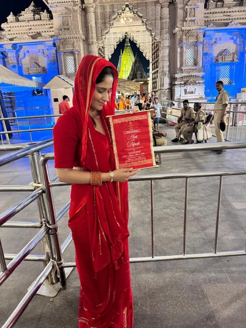 Arti Singh at the Kashi Vishwanath Temple in Varanasi