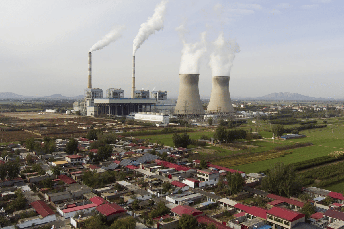 Associated Press : A coal-fired power plant in China | File image