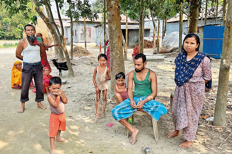 In Agony: The family of Hamidul Miya, one of the four youths who were allegedly killed in CISF firing in Sitalkuchi during the 2021 West Bengal assembly elections  - Photos: Agnideb Bandyopadhyay