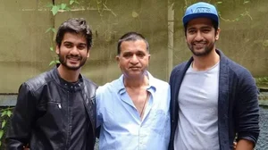 Instagram : Vicky Kaushal with father Sham Kaushal and brother Sunny Kaushal