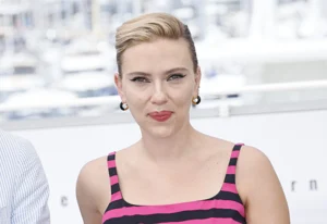 AP : Scarlett Johansson