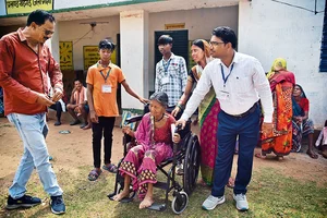 Photo: Abhishek Basu : Life in the Time of Elections: Preparations for the physically challenged at a polling booth in Hesatu village