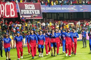 Photo: PTI/Shailendra Bhojak : IPL 2024 : RCB vs CSK