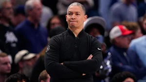 The Los Angeles Clippers have reportedly agreed to a long-term extension with head coach Tyronn Lue.