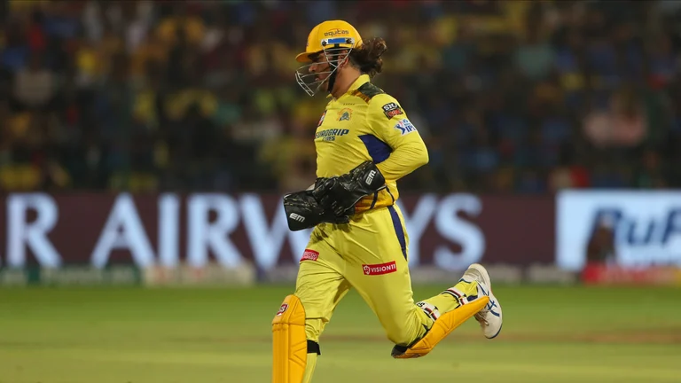 Chennai Super Kings' MS Dhoni fields the ball during the Indian Premier League cricket match between Royal Challengers Bengaluru and Chennai Super Kings in Bengaluru. - AP Photo/Kashif Masood