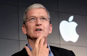 AP : Apple CEO Tim Cook |
